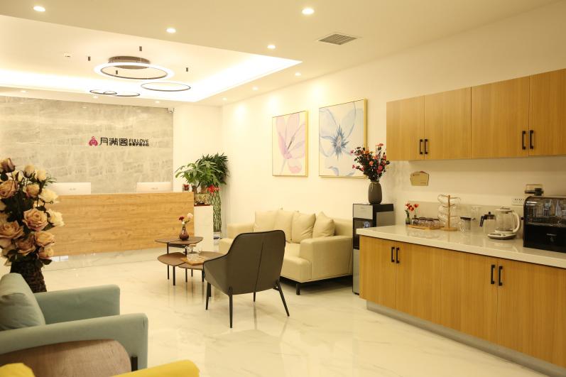 月满阁母婴护理